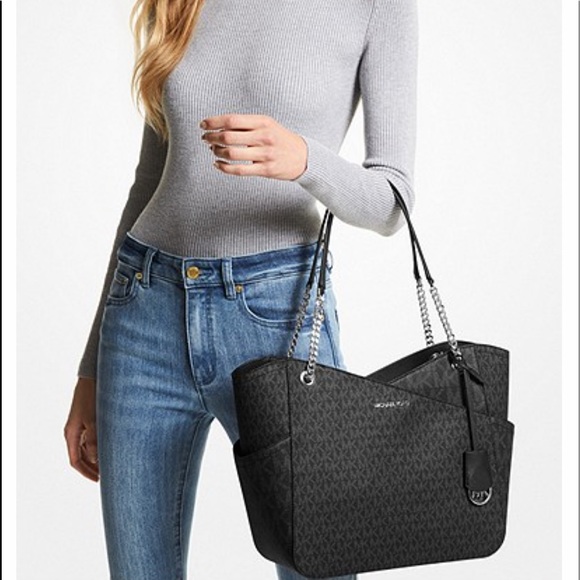 MICHAEL KORS LARGE X CHAIN SHOULDER TOTE & LARGE DOUBLE ZIP WALLET BLACK SIGNATR - Picture 10 of 16